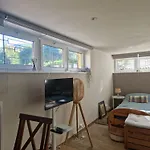 Jeanmyr Bed & Breakfast 3*